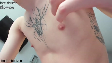 horny_jerk_roy_prick2001  24-04-2022